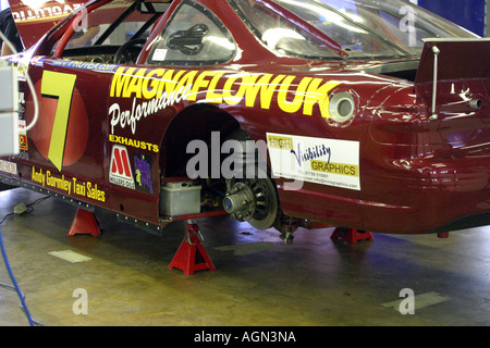 V8-Nascar Stock-Car in der Grube-garage Stockfoto