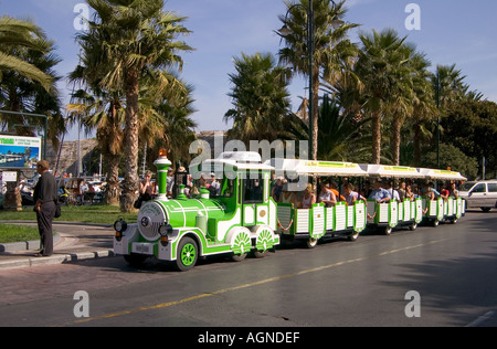 dh-Hafen KOS Stadt Griechenland KOS Mini-Zug-Bus am Hafen terminus Stockfoto