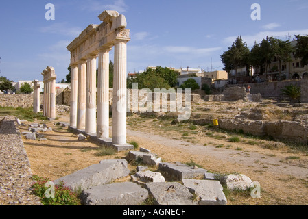 dh Western archäologische KOS Stadt Griechenland KOS Western archäologische Seite Gymnasium Xystos restauriert Säulen Stockfoto