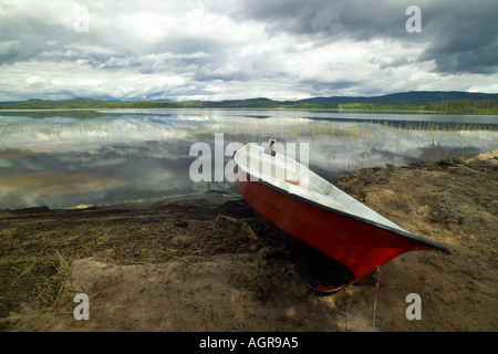 Boote am Strand des Sees Flaten in der Nähe von Torsby in Värmland Grafschaft Schweden Stockfoto