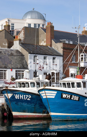 Weymouth registriert Angelboote/Fischerboote WH172 & WH296 vertäut Vaughans Restaurant im äußeren Hafen von Weymouth im Jahr 2007 Stockfoto