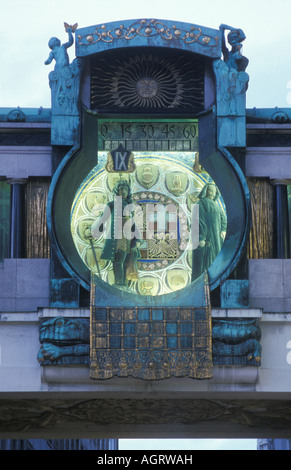 Berühmten Ankeruhr Uhr Jugendstil bei Hoher Markt in Wien Stockfoto