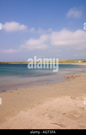 dh Bay of Skaill SANDWICK ORKNEY Sonniger Tag blauer Himmel Sandstrand Sommer Sand ruhig Stockfoto