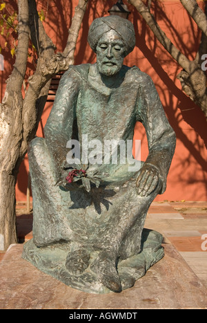 Ibn-al-Baytar spanischer Botaniker und Chemiker Statue am Castillo Bil-Bil Stockfoto