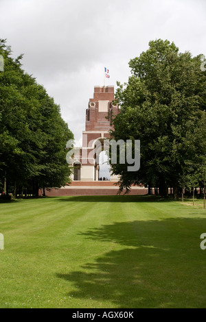 Die Thiepval-Denkmal zum Gedenken an die anglo-französischen Offensive von 1916 an der Somme, Picardie, Frankreich Stockfoto