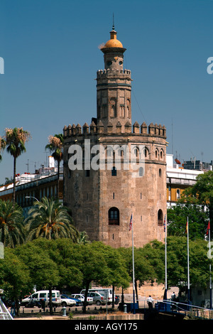 Der Torre del Oro (Turm des Goldes) in Sevilla, Andalusien, Spanien Stockfoto