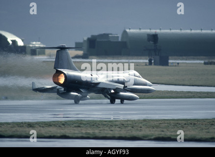 Aeritalia F-104S-c Starfighter Einzelsitz und Motor schnell Jet Abfangjäger.   GAV-2019-60 Stockfoto