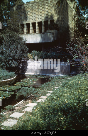 Alice Millard House / La Miniatura, 645 Prospect Crescent, Pasadena, Kalifornien, 1923. Von außen. Architekt: Frank Lloyd Wright Stockfoto