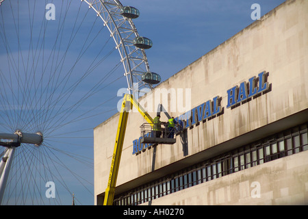 UK London Eye Royal Festival Hall London Stockfoto