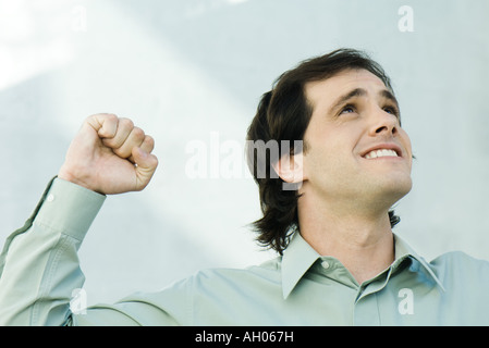 Mann, ballte die Faust, nachschlagen, portrait Stockfoto