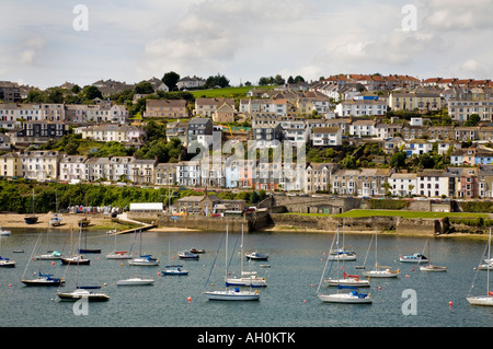 Blick über den Penryn-Fluss von Flushing, Falmouth, Cornwall, UK. Stockfoto