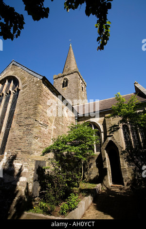 UK Devon Kingsbridge Fore Street St Edmunds Pfarrkirche Stockfoto