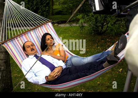 Herr Bhatti auf Chutti Bollywood Dreharbeiten In Cumbria mit Anupam Kher & Bhairavi Goswami Stockfoto