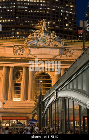 PERSHING SQUARE CAFÉS GRAND CENTRAL TERMINAL (© WARREN & WETMORE 1913) FORTY SECOND STREET MANHATTAN NEW YORK CITY USA Stockfoto