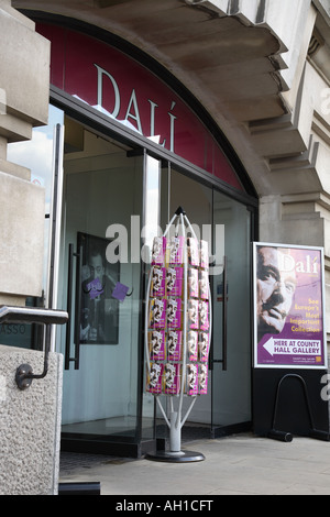 Eingang zum Dali Museum, South Bank, London, England, UK Stockfoto