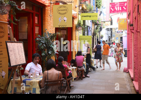 Detail von Neals Yard in der Nähe von Soho in London, England, UK Stockfoto