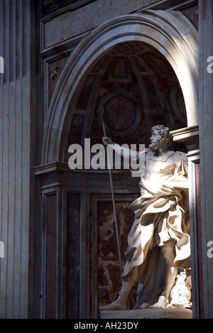 Rom Italien Basilika Sankt Peter Interior Statue Kunst Stockfoto