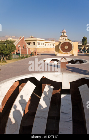 Jai Prakash Yantra astronomische Instrumente am Observatorium Jantar Mantar in Jaipur in Rajasthan Indien Stockfoto