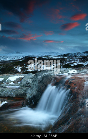 Wasserfall in Jotunheimen Mountainrange, Norwegen. Stockfoto
