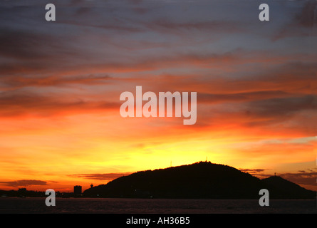 Good Morning Vietnam, am frühen Morgen Farben über den Ufern des Mekong-Fluss-Deltas in der Nähe von Saigon Vietnam Stockfoto