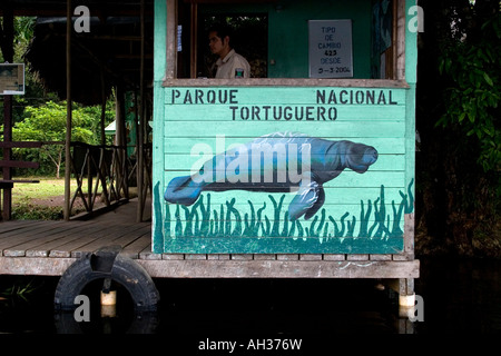 Zeichen für Tortuguero Nationalpark Stockfoto