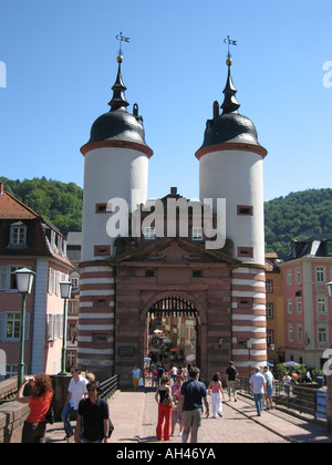 alte Brücke in Heidelberg Blick Über Die alten Brücke Auf Die Altstadt Stockfoto