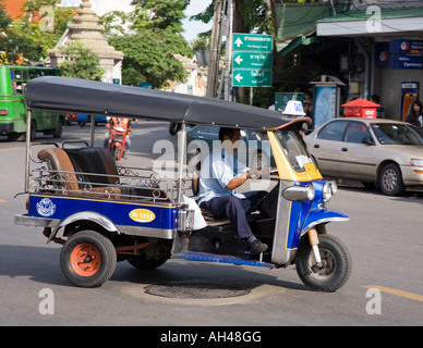 Thai Tuk-Tuk auf den Straßen von Bangkok Stockfoto