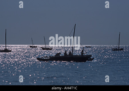 Silhouette Dhaus Nungwi nördlichen Spitze von Unguja Sansibar Tansania Ostafrika Stockfoto