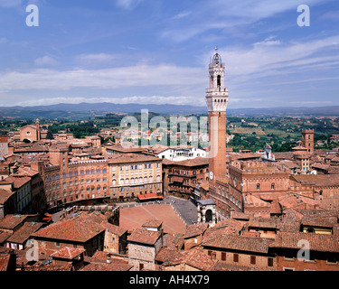 Es - Toskana: Piazza del Campo in Siena. Stockfoto