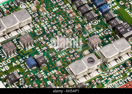 Eine Platine von einem Camcorder mit verschiedenen elektronischen Komponenten Stockfoto