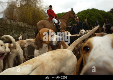 Tredegar Landwirte Jagd auf traditionellen Xmas Boxing Day treffen in der Kneipe Tredegar Arme Bassaleg in der Nähe von Newport Gwent Wales UK Stockfoto