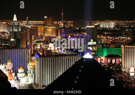 Der Blick von der Mix-Lounge in Las Vegas über die Hotels am Strip. Stockfoto