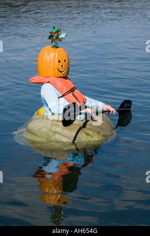 Riesigen Kürbis Regatta am Pumpkinfest 2007 Cooperstown New York Stockfoto