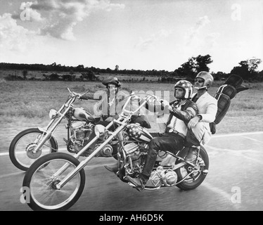 EASY RIDER 1969 Columbia Film mit von links Dennis Hopper, Peter Fonda und Jack Nicholson Stockfoto