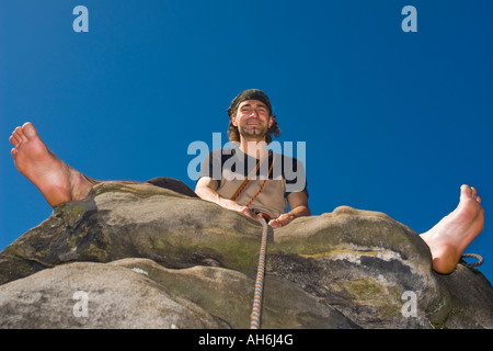 Freie Kletterer am Gipfel sitzen, nach erfolgreichen Aufstieg Hirschgrund Elbsandsteingebirge-Deutschland Stockfoto