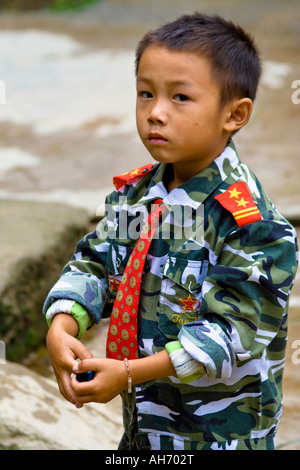 Dong-Bubi tragen nationalistische Armee Uniform Zhaoxing China Stockfoto