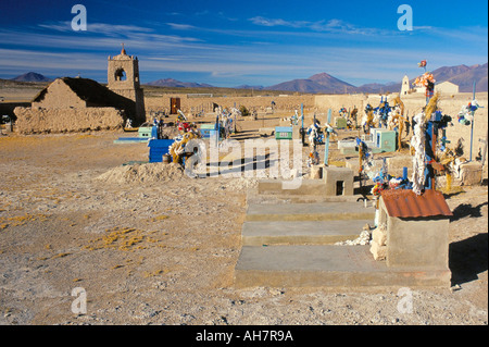 Kirche und Friedhof San Juan Salar de Uyuni Bolivien Südamerika Stockfoto