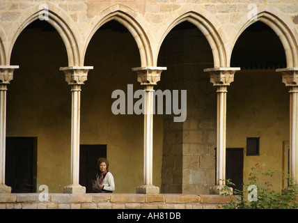 Barcelona Spanien Kreuzgang des Klosters Santa Maria de Pedralbes Stockfoto