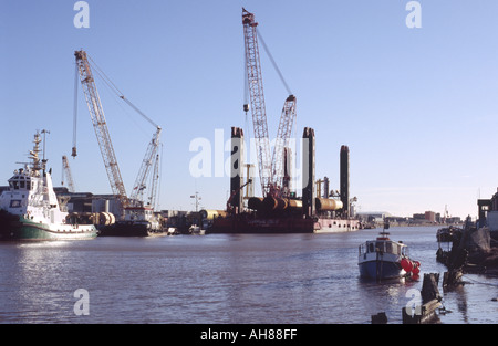 JUMPING JACK MARINE HYDRAULIKHAMMER von Great Yarmouth AUF DEM RIVER YARE NORFOLK EAST ANGLIA ENGLAND GROSSBRITANNIEN Stockfoto