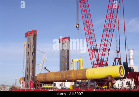 JUMPING JACK MARINE HYDRAULIKHAMMER von Great Yarmouth AUF DEM RIVER YARE NORFOLK EAST ANGLIA ENGLAND GROSSBRITANNIEN Stockfoto