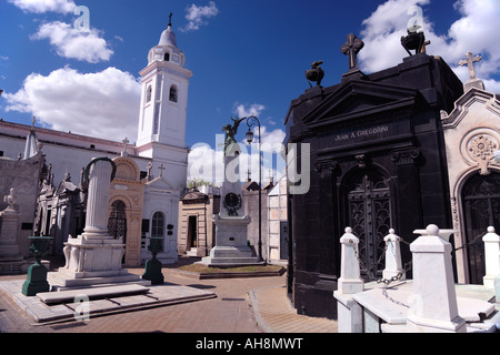 Recoleta Friedhof Gräber und Kirche "Iglesia del Pilar", Buenos Aires, Argentinien Stockfoto