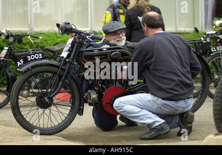 Banbury Oldtimer Motorrad laufen UK Stockfoto