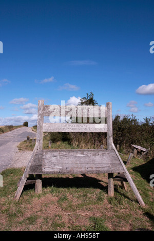 Wegweiser für Foredown Tower in Sussex Downs, Sussex, Großbritannien Stockfoto