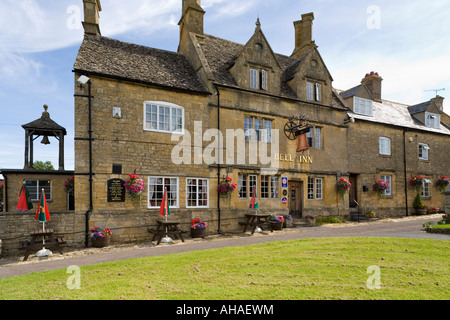 Die Bell Inn in Cotswold Dorf von Willersey, Gloucestershire Stockfoto