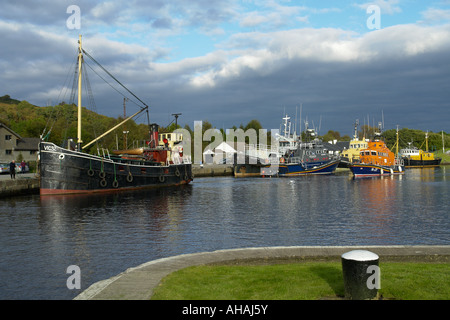 Kugelfisch VIC 32 im Caledonian Canal Corpach Becken in der Nähe von Fort William gerade zurückgekehrt von einer Kreuzfahrt festgemacht wird wiederhergestellt Stockfoto