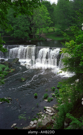 Wasserfall Keila in Estland im Sommer Stockfoto