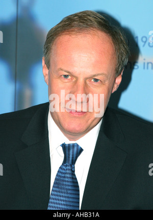 Damian Green Tory Wartungstafel für Ashford Schatten Staatssekretär für Verkehr Portrait Tory Konferenz Blackpool 2003 Stockfoto