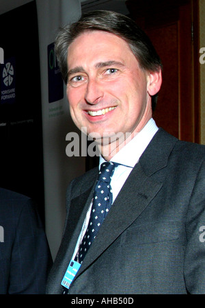 Philip Hammond Tory Wartungstafel für Runnymede and Weybridge und Schatten Schrank Tory Conf Blackpool Okt 2003 Stockfoto