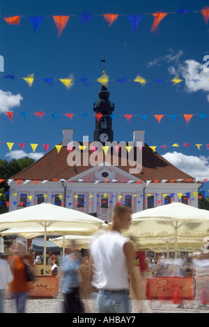 Rathausplatz in Tartu, Estland Stockfoto