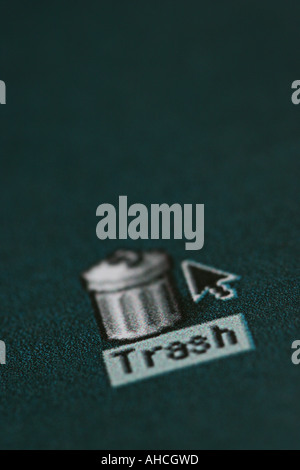 Papierkorb-Symbol auf dem Desktop-Bildschirm Stockfoto